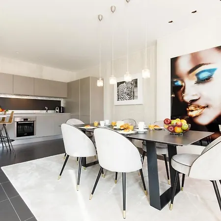 L'attique Des Artistes Yourhosthelper アパート *