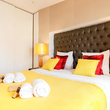 L'attique Des Artistes Yourhosthelper アパート *