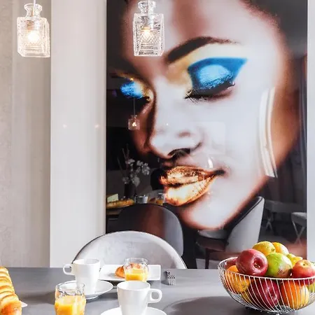 L'attique Des Artistes Yourhosthelper Lägenhet *